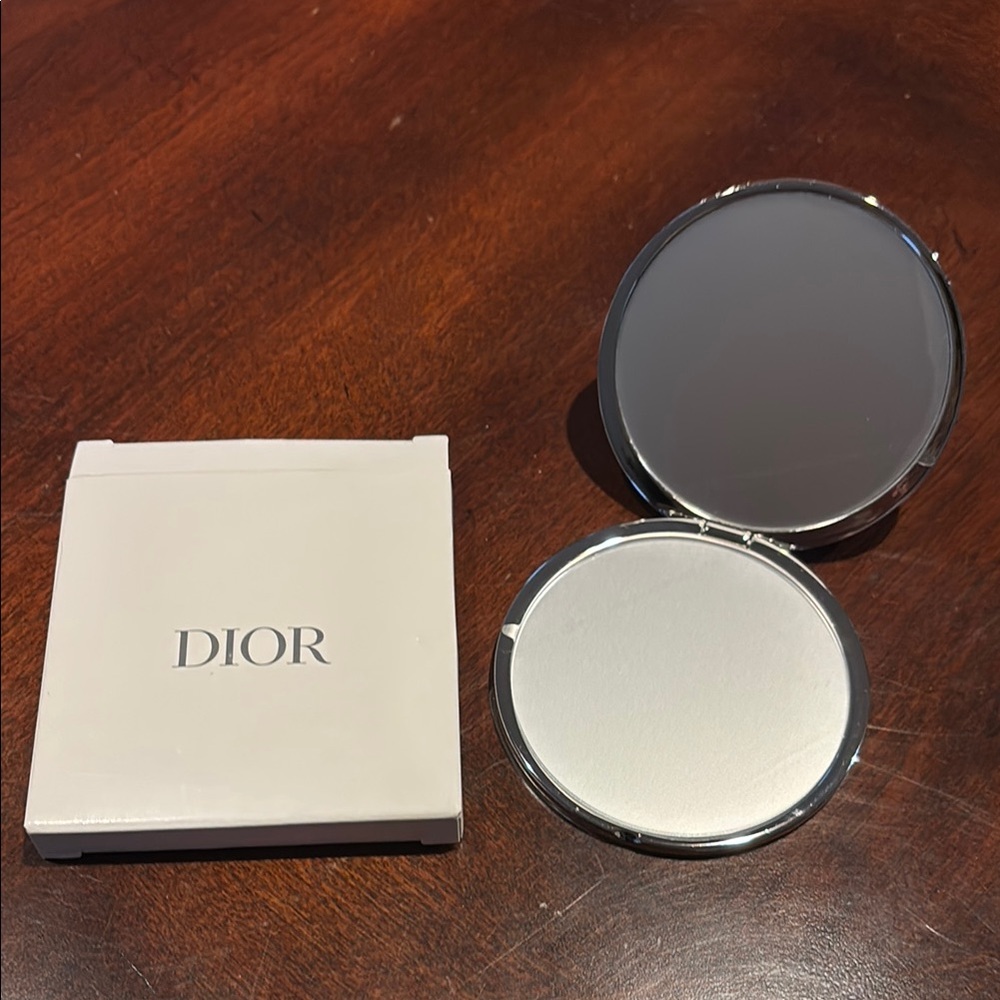 Dior Sleek Silver Compact